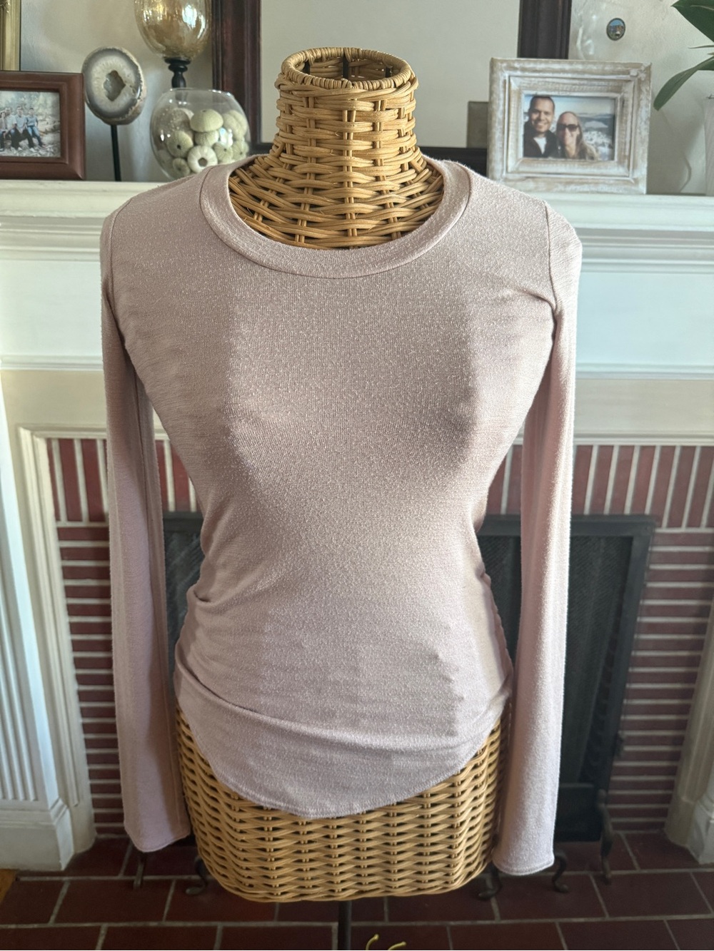 Aritzia Wilfred Free long sleeve pink top S